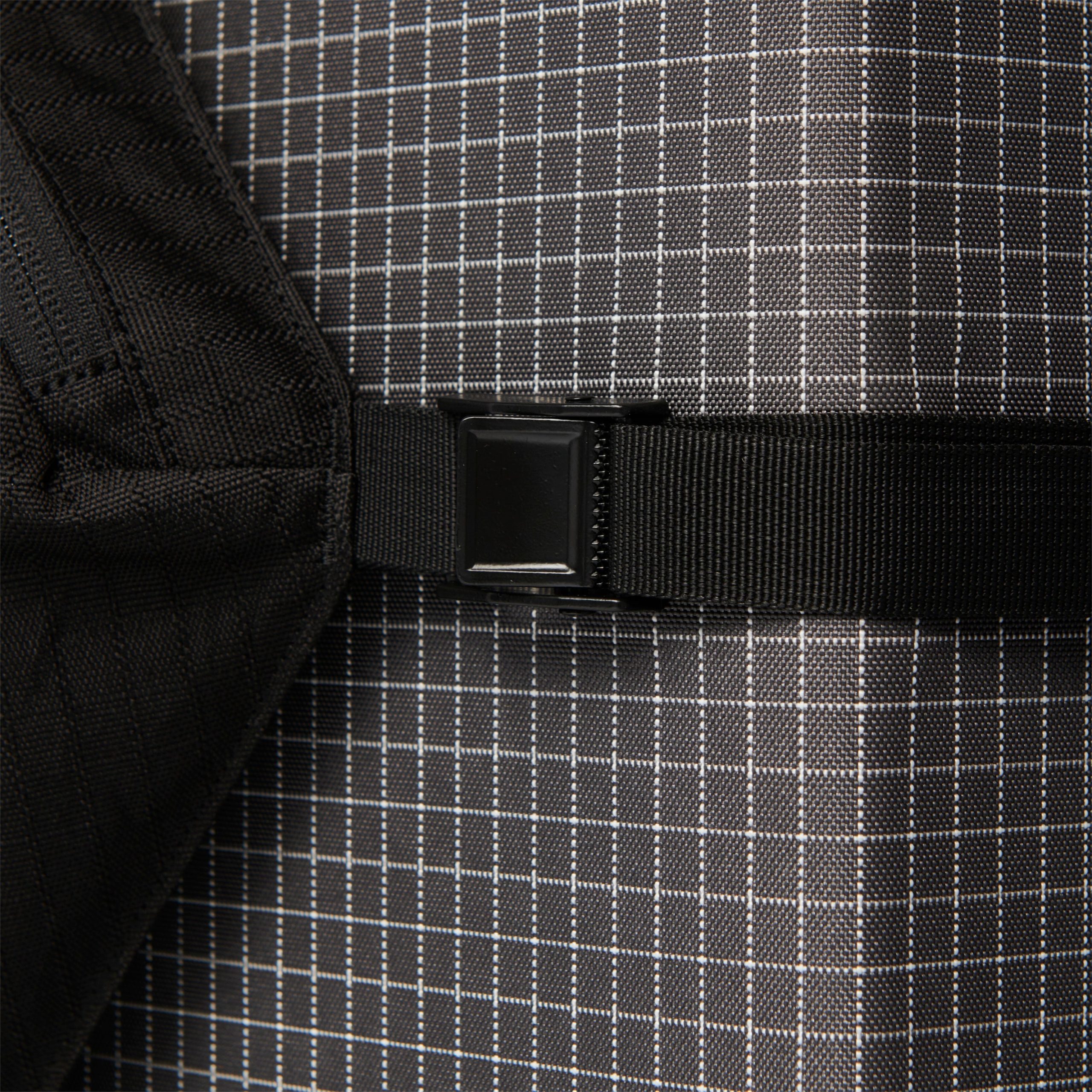 Piggyback Carrying System - Image 2