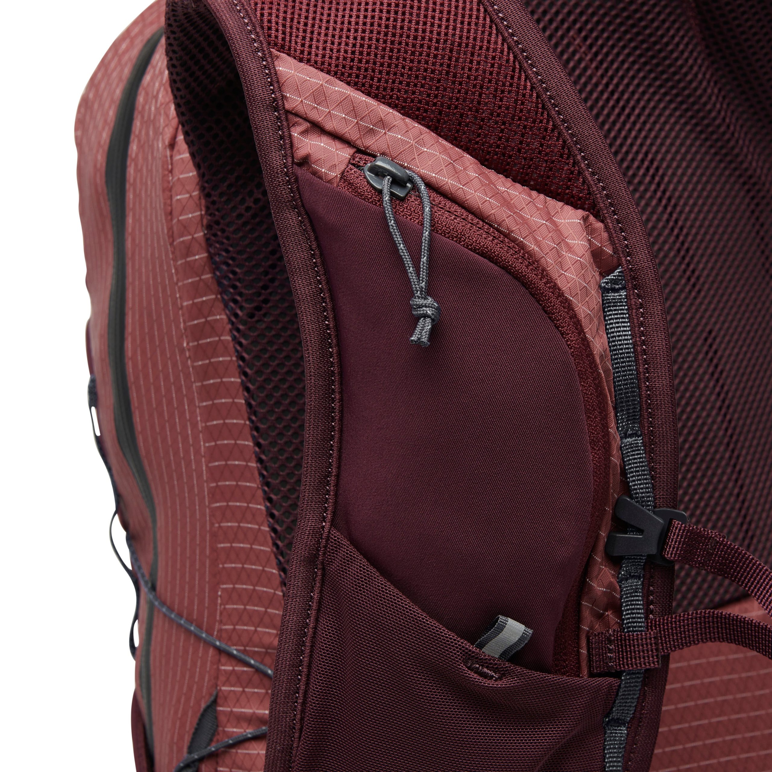 Women's Pursuit 15 Backpack - Past Season - Image 5
