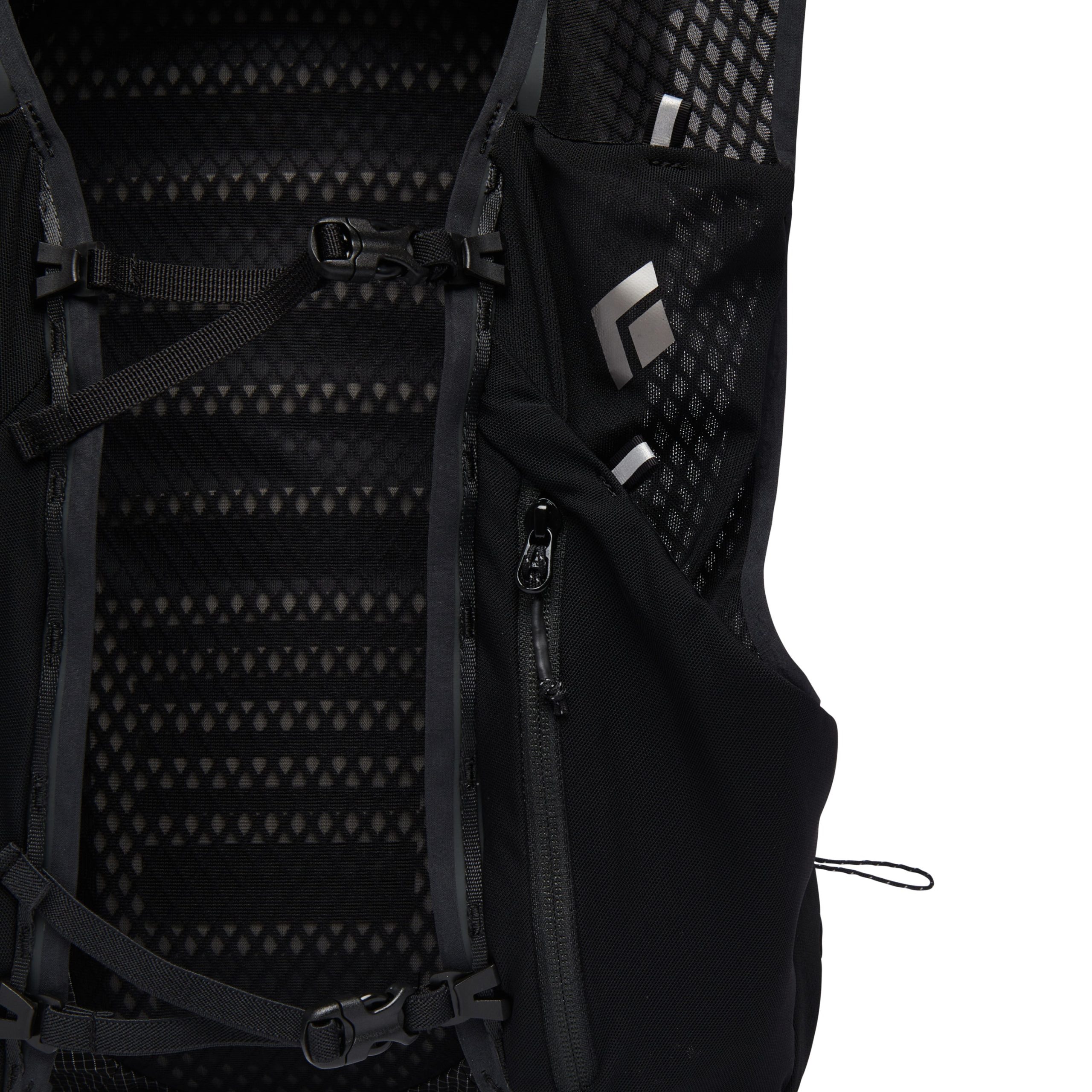 Distance 8 Backpack - Past Season - Image 3