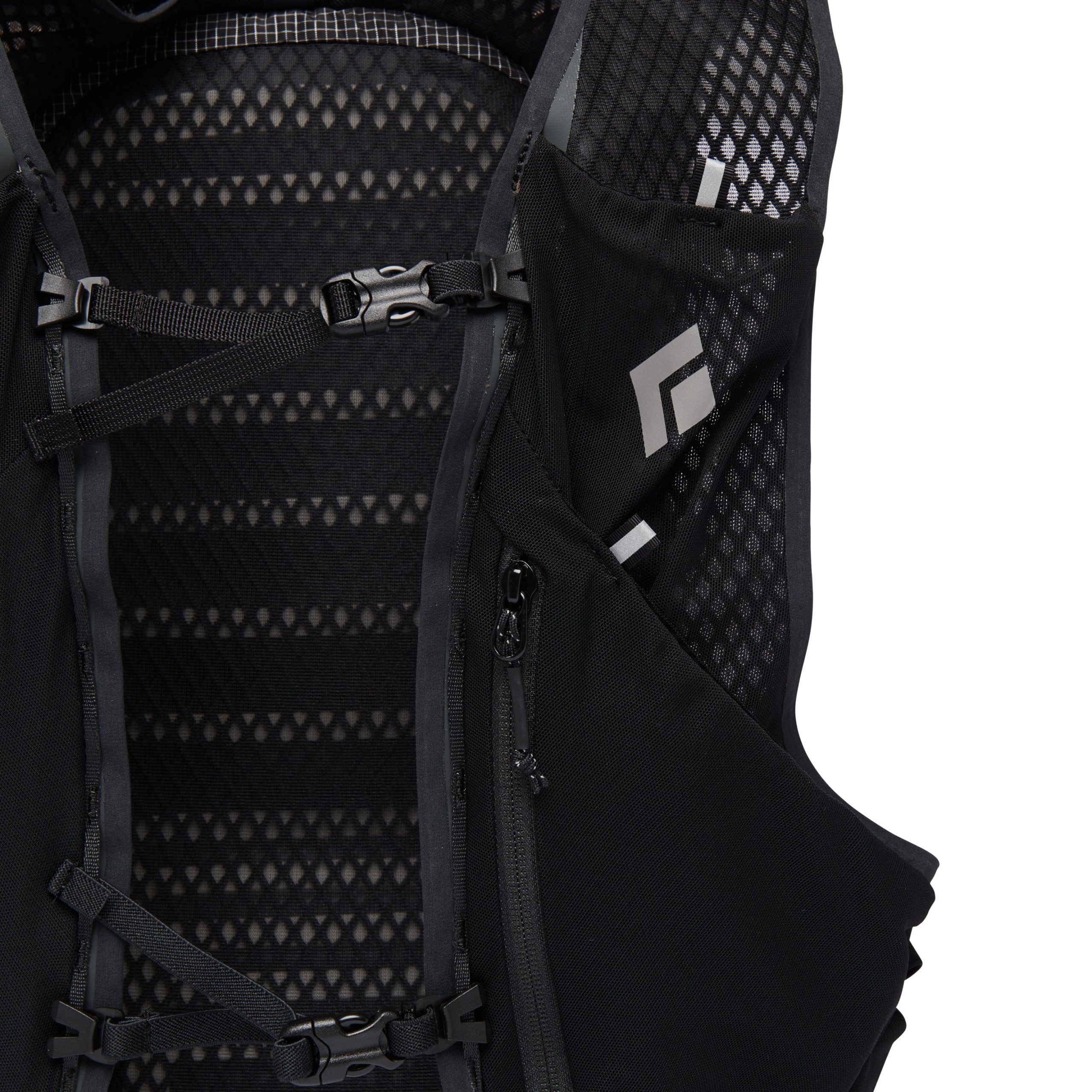 Distance 15 Backpack - Past Season - Image 3