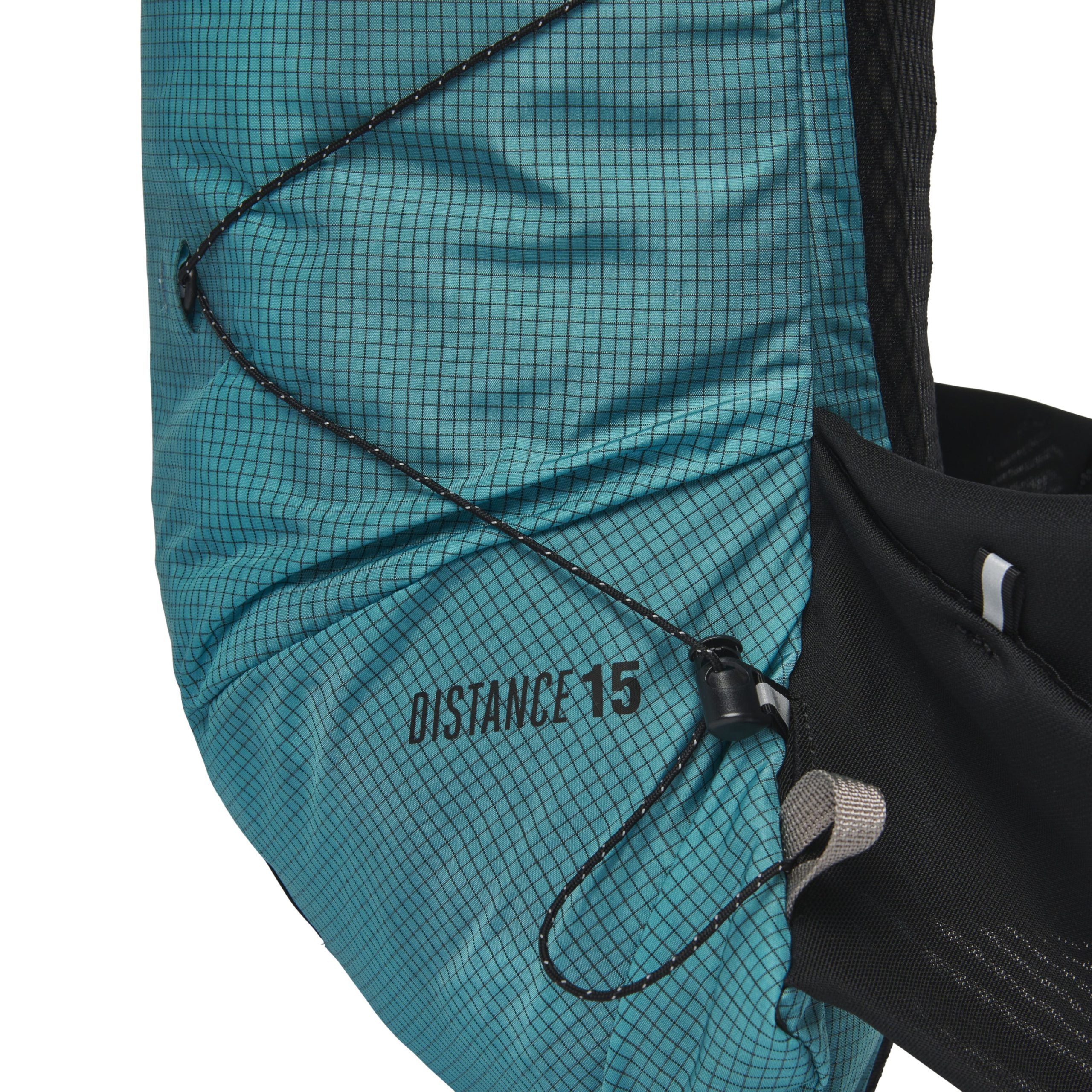 Women's Distance 15 Backpack - Past Season - Image 4
