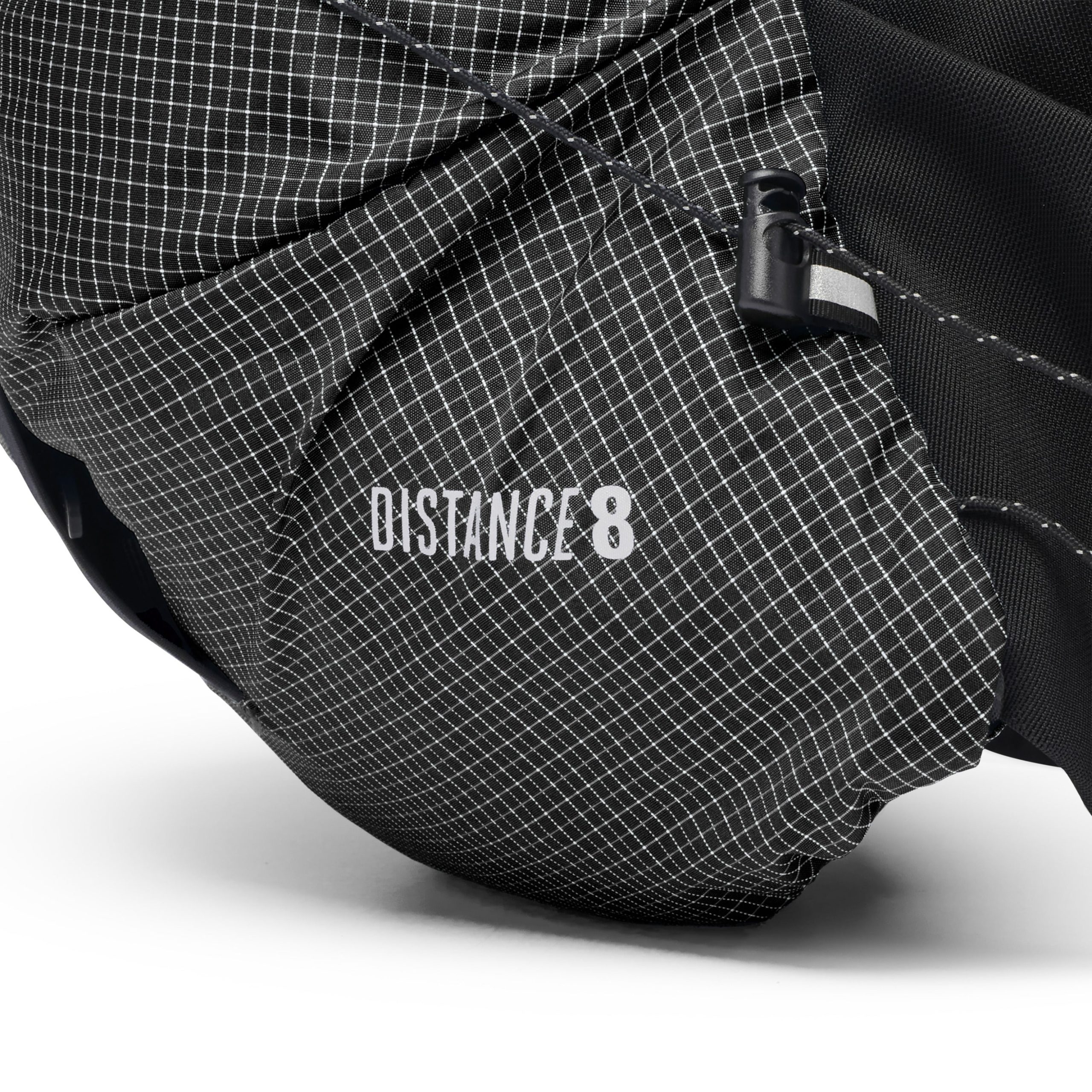 Women's Distance 8 Backpack - Image 3
