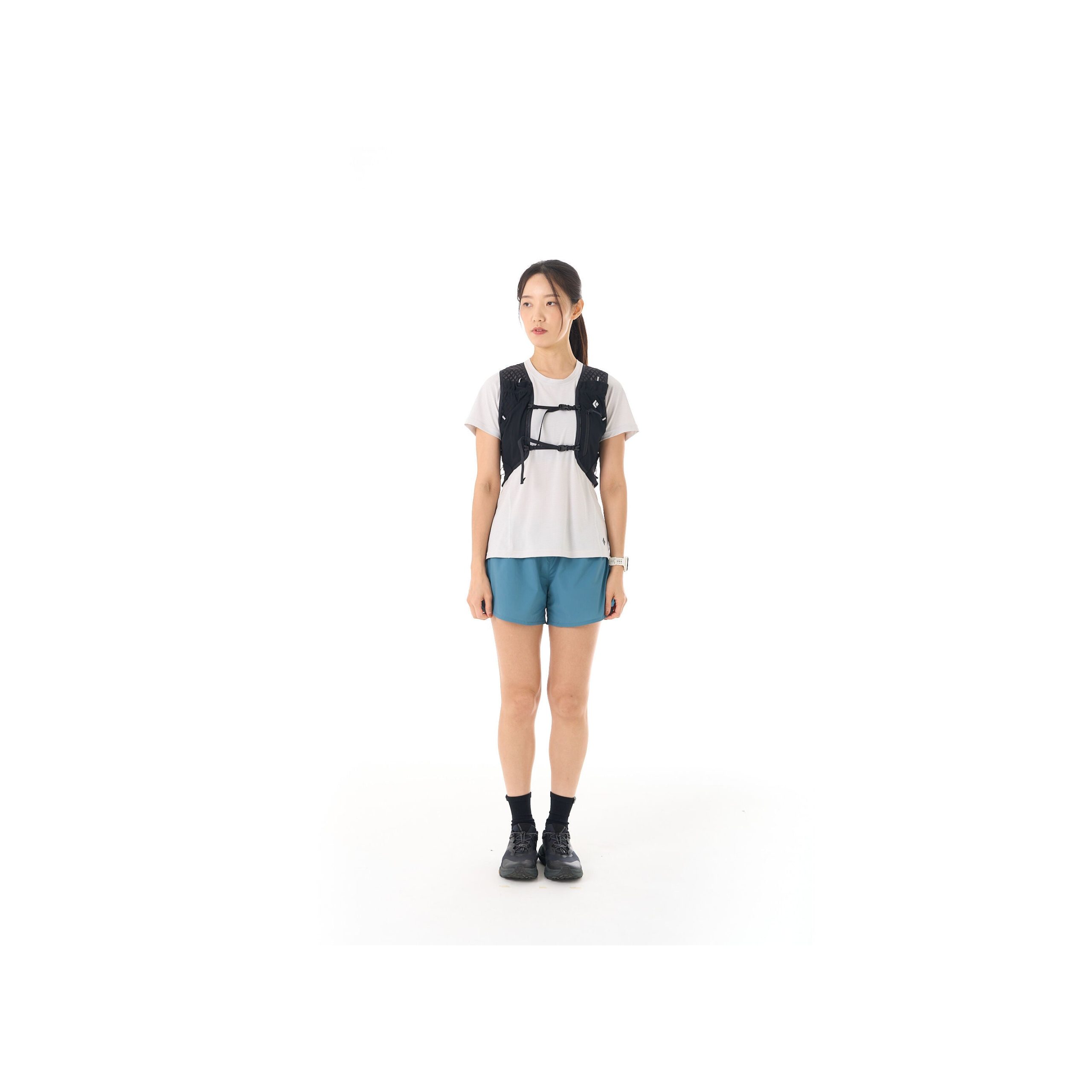 Women's Distance 8 Backpack - Image 17