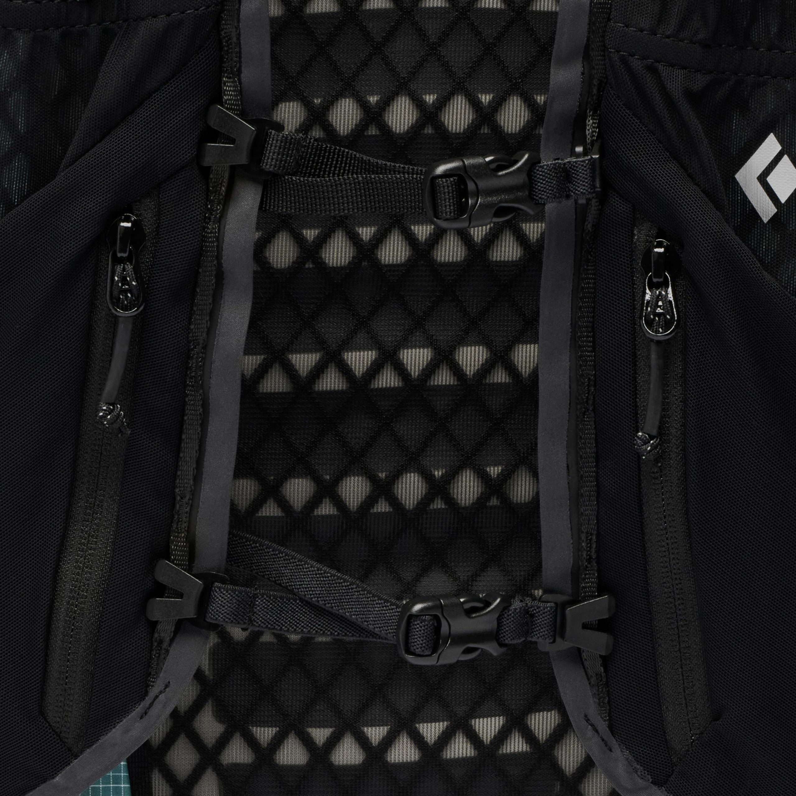 Women's Distance 22 Backpack - Image 14