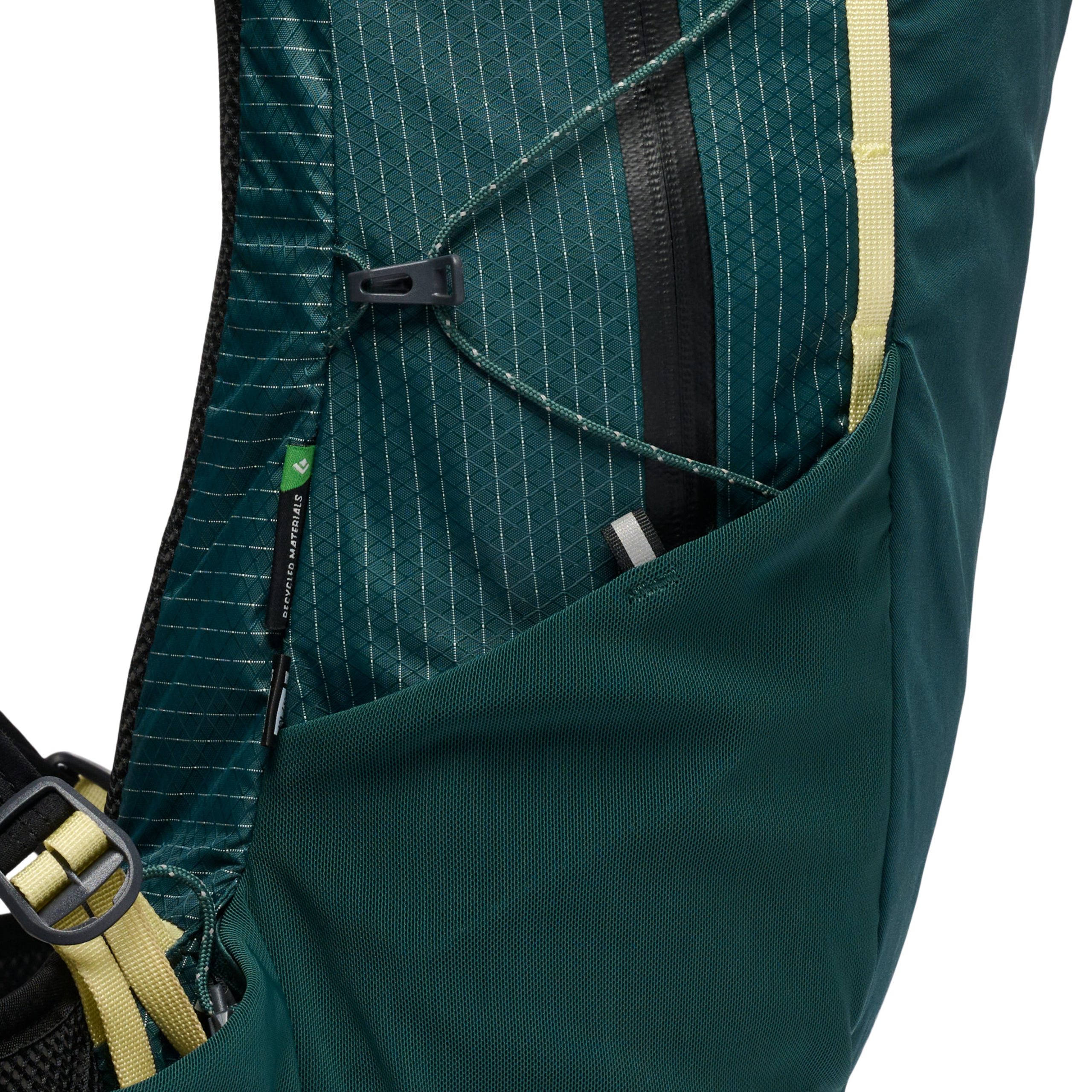Women's Pursuit 25 Backpack - Image 11