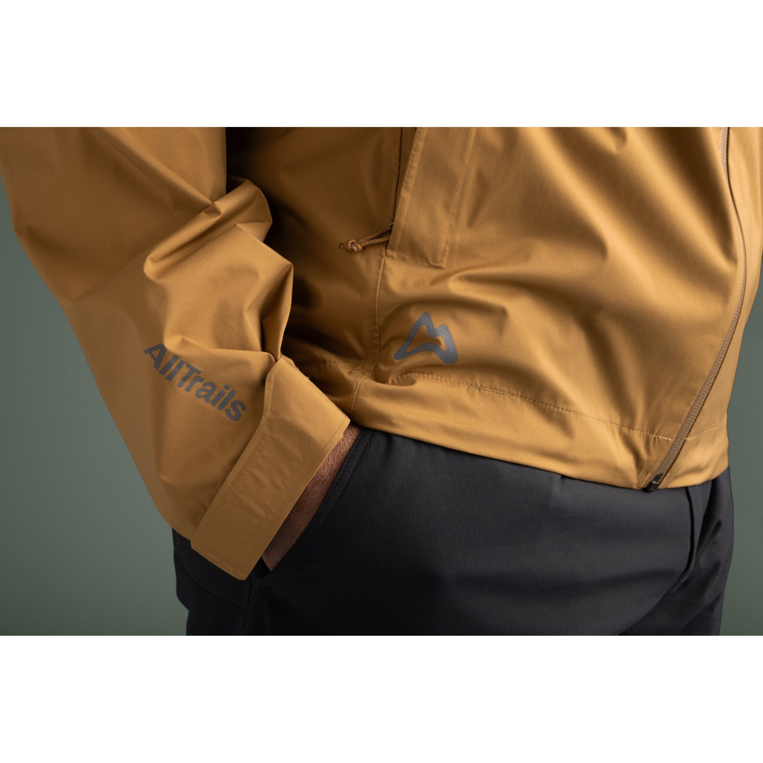 BD X AllTrails Men's Fineline Stretch Shell - Image 6